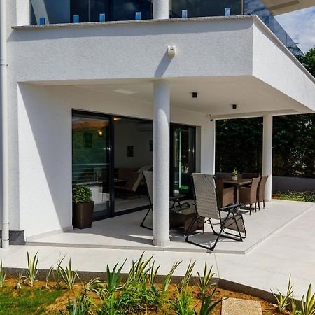 Apartment "Villa M" Kostrena Eksteriør bilde