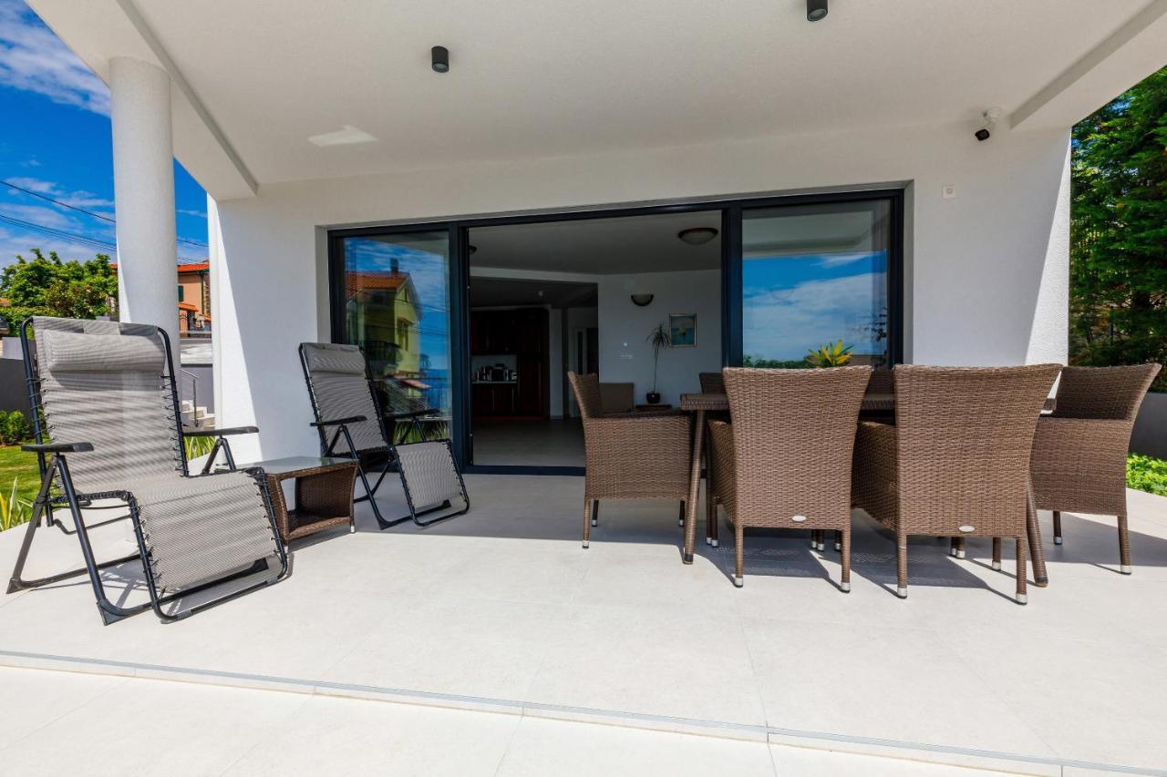 Apartment "Villa M" Kostrena Eksteriør bilde